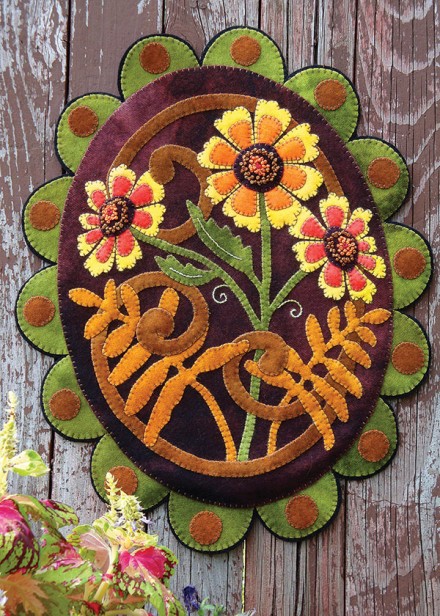 Painted Daisies Wool Applique Penny Rug